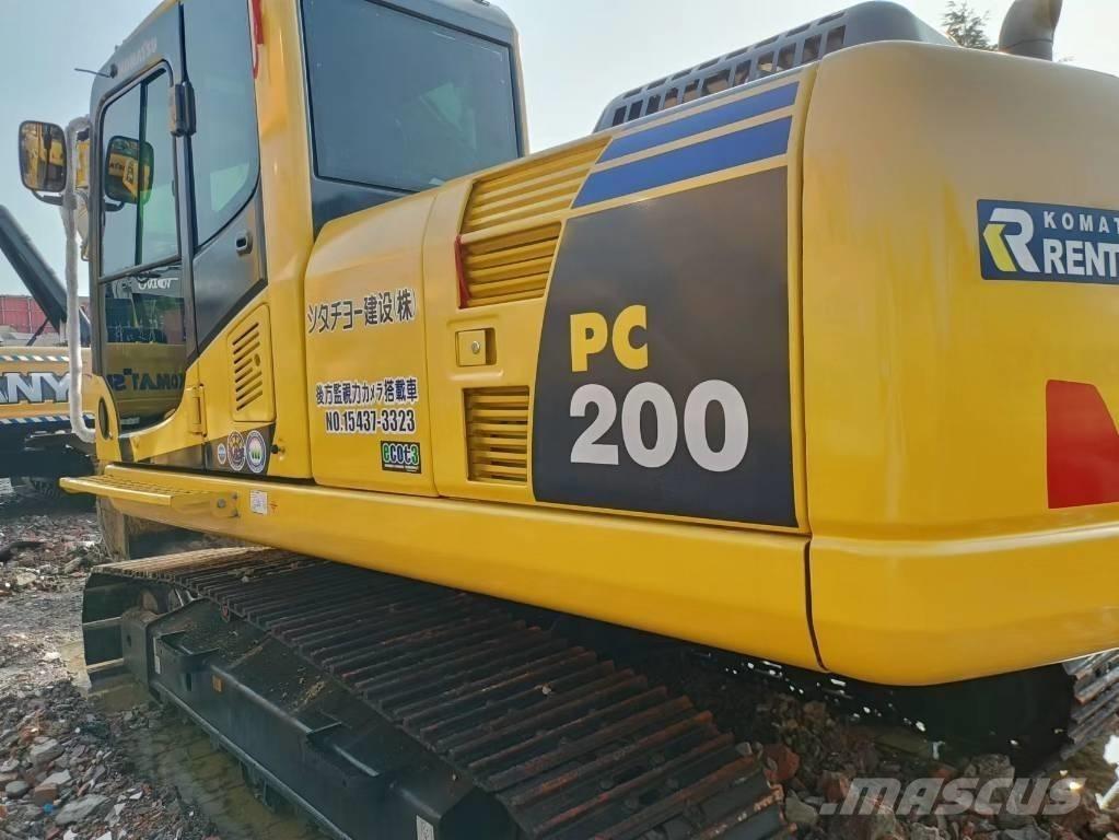 Komatsu PC 200-8 Paletli ekskavatörler