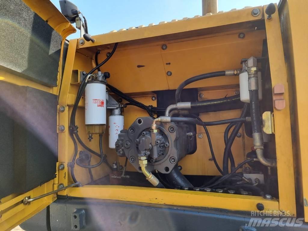 Volvo EC 290 C L Paletli ekskavatörler