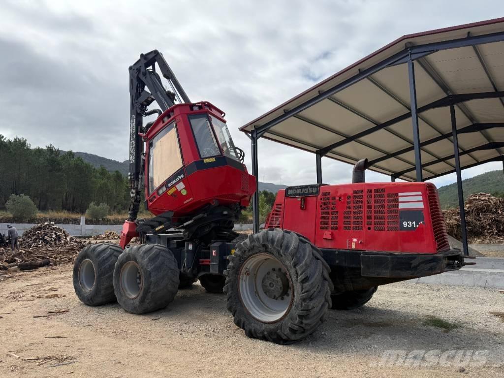 Komatsu 931.1 Biçerdöverler