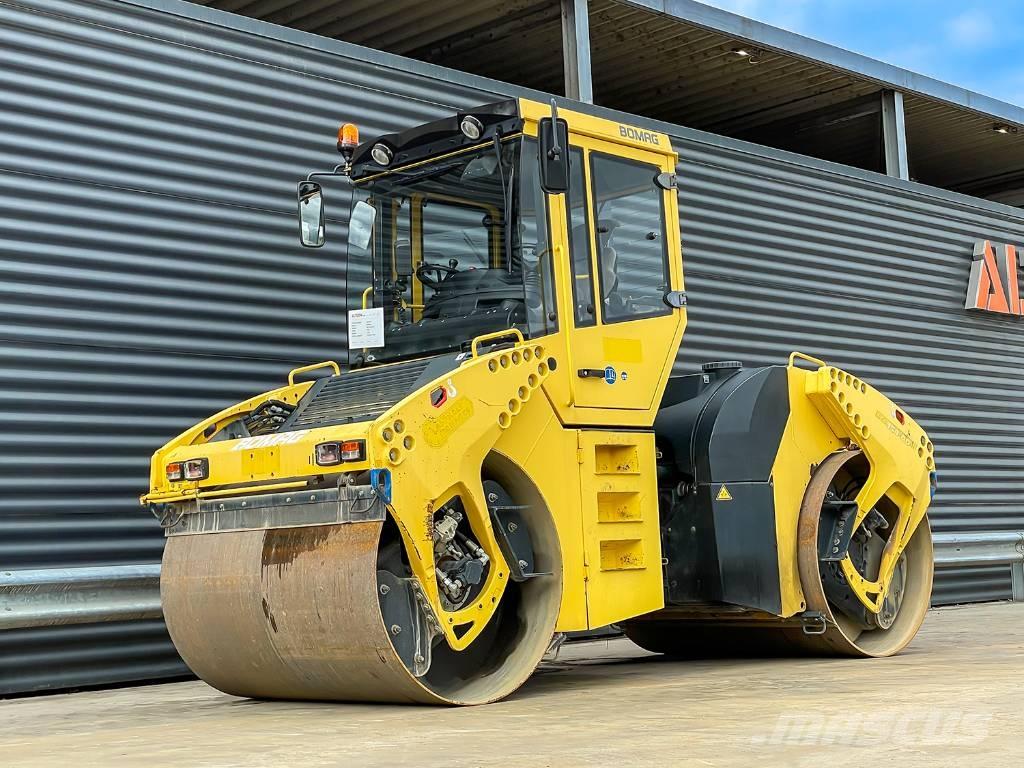 Bomag BW 154 AD-4 Çift tamburlu silindirler