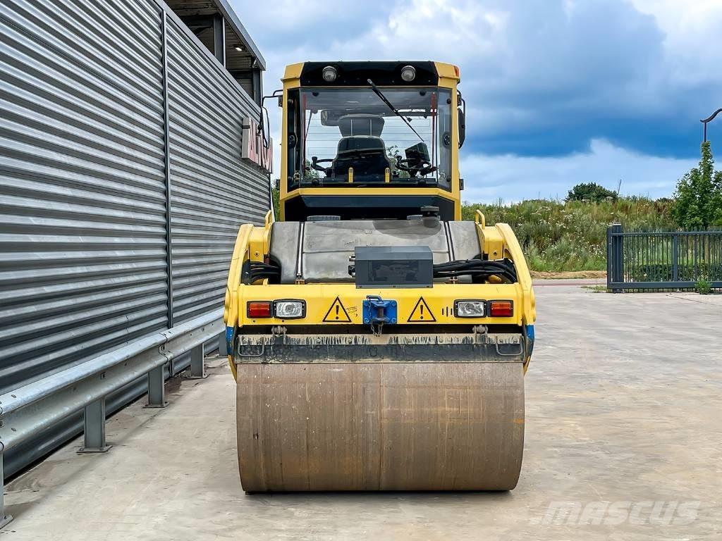 Bomag BW 154 AD-4 Çift tamburlu silindirler