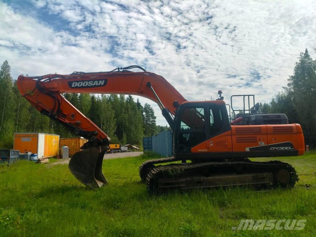 Doosan DX 300 LC Paletli ekskavatörler