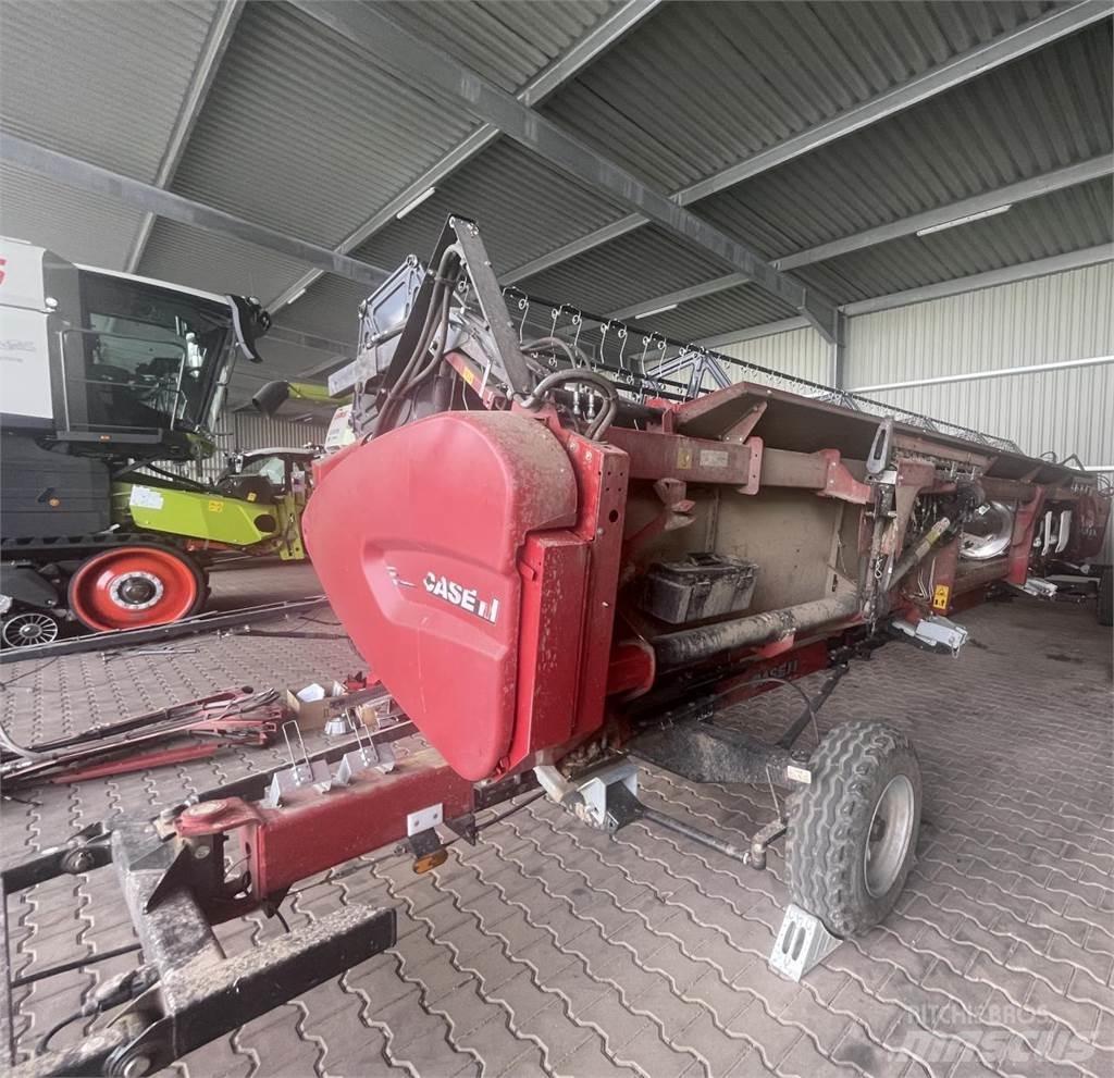 Case IH 8250 ASF Biçerdöverler