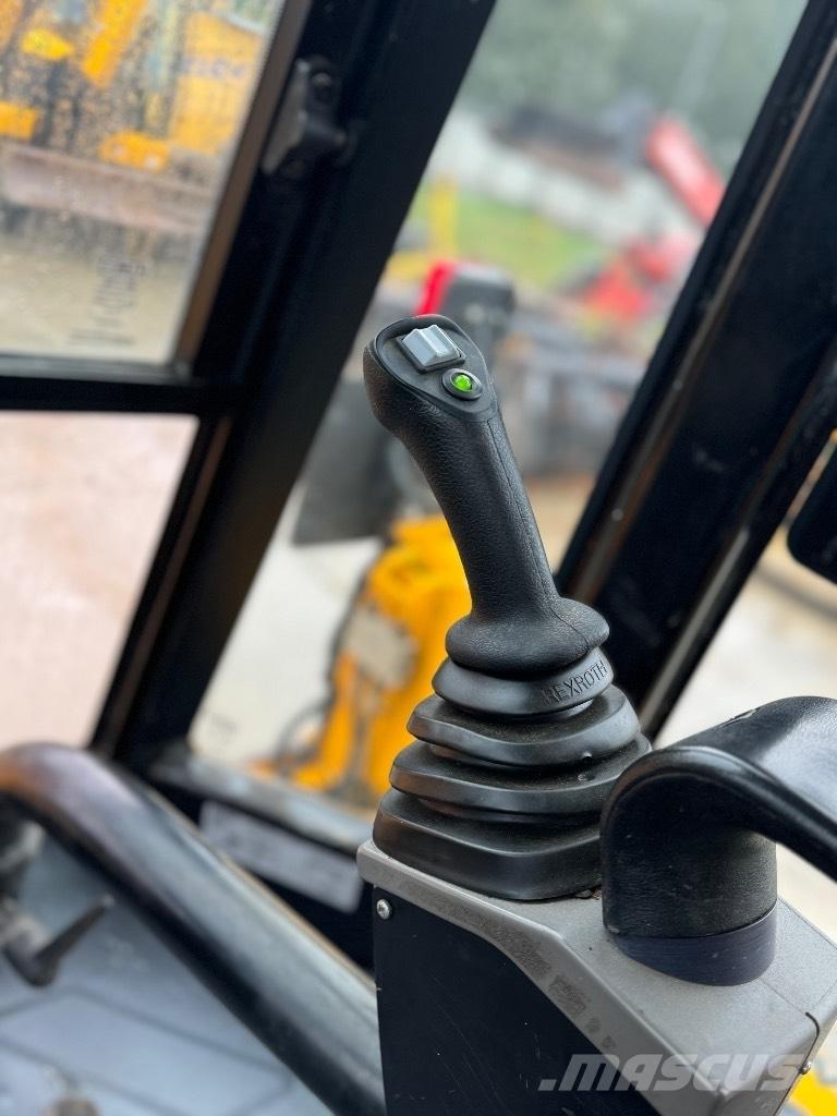 JCB 3 CX / compact Kazıcı yükleyiciler - beko loder