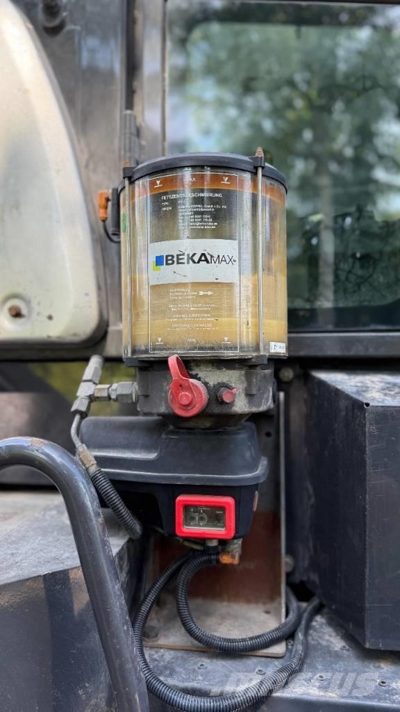 Hitachi ZW 140 Tekerlekli yükleyiciler