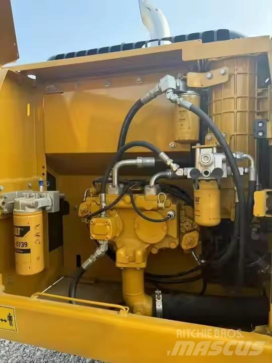 CAT CAT323D2L Midi ekskavatörler 7 - 12 t