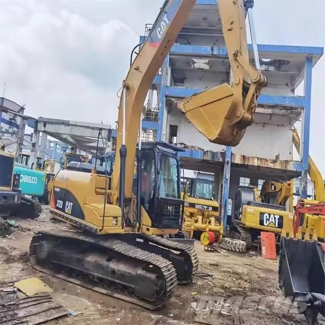 CAT 312 D Paletli ekskavatörler