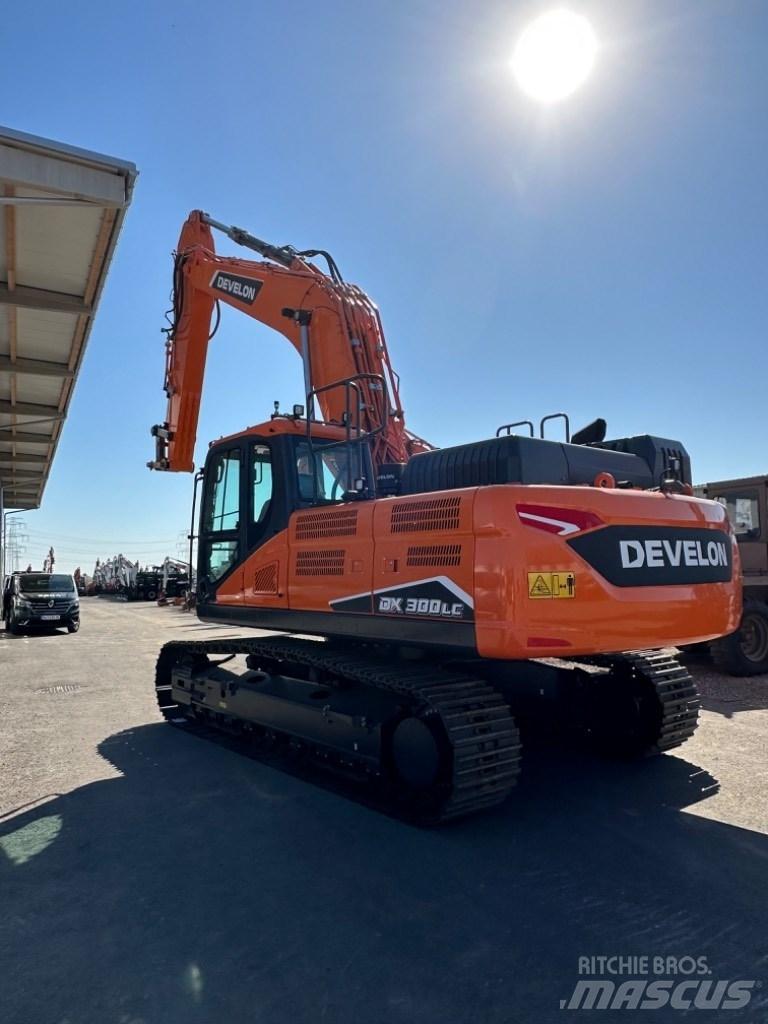 Develon DX300Lc-7 Paletli ekskavatörler