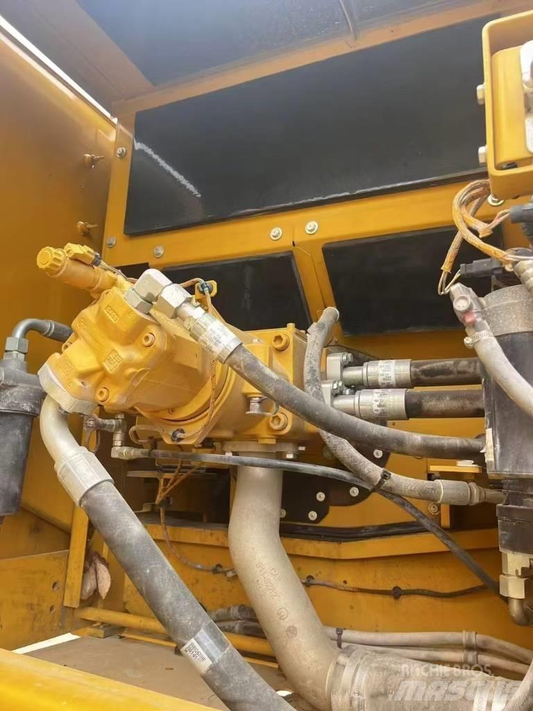 CAT 336GC Paletli ekskavatörler