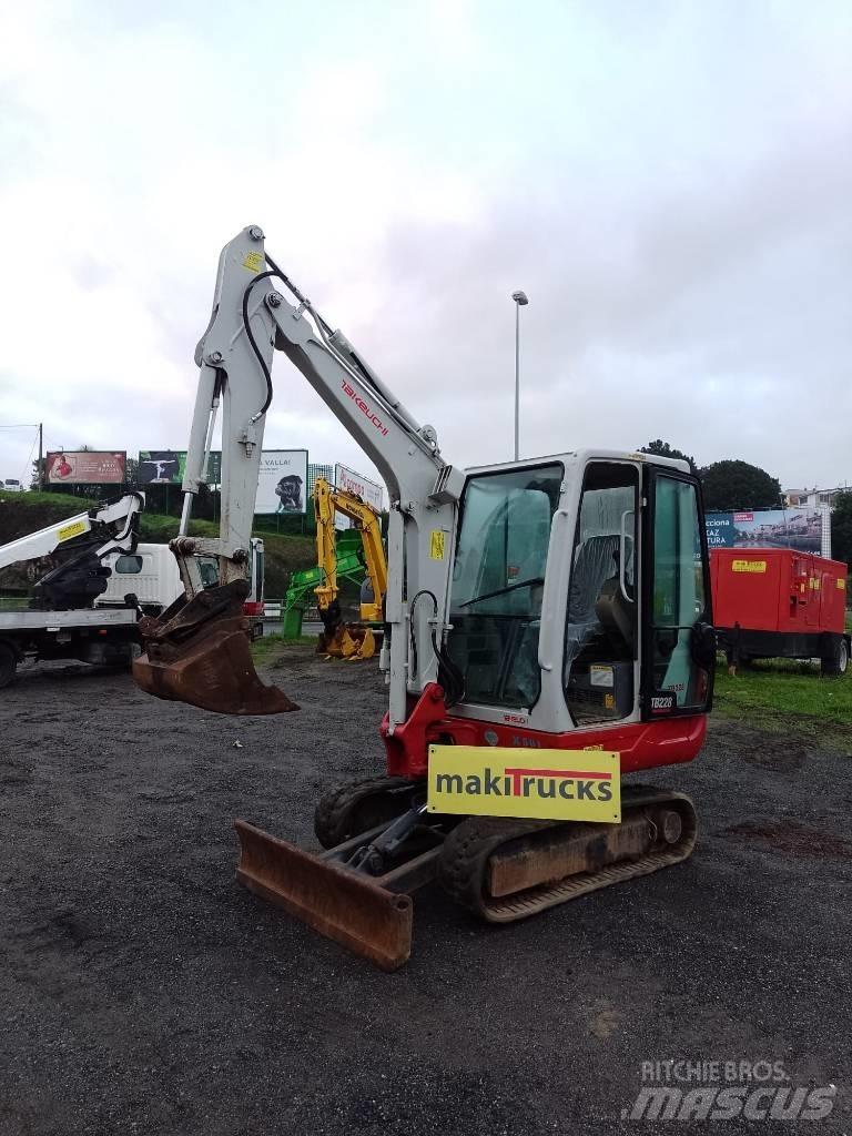 Takeuchi TB228 Mini ekskavatörler, 7 tona dek
