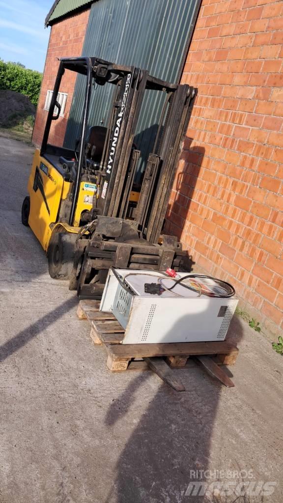 Hyundai 30 BH-9 Elektrikli forkliftler