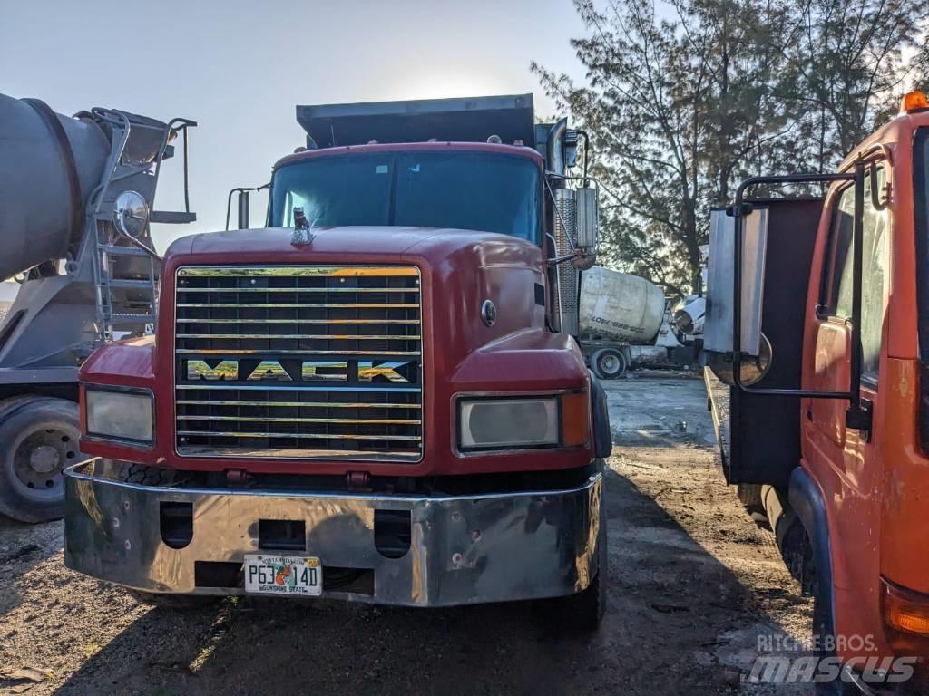 Mack CL 713 Damperli kamyonlar