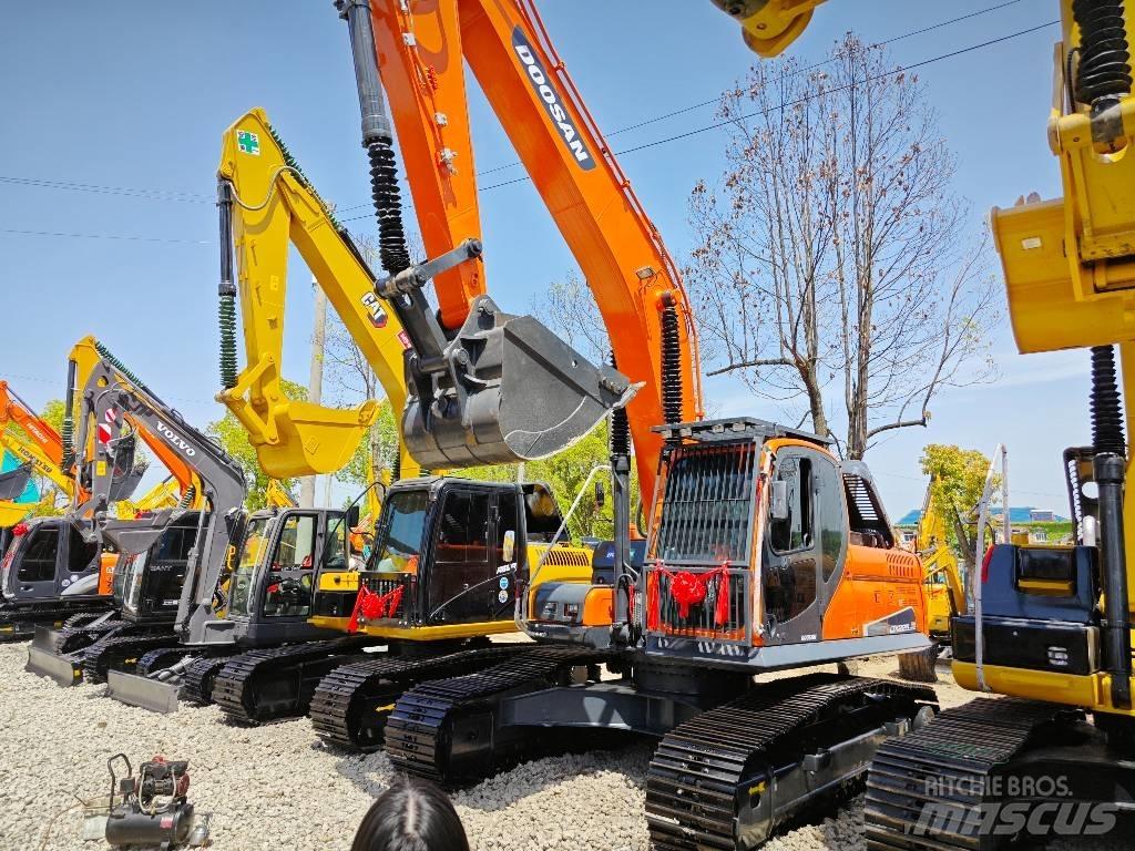 Doosan 225 LC Paletli ekskavatörler