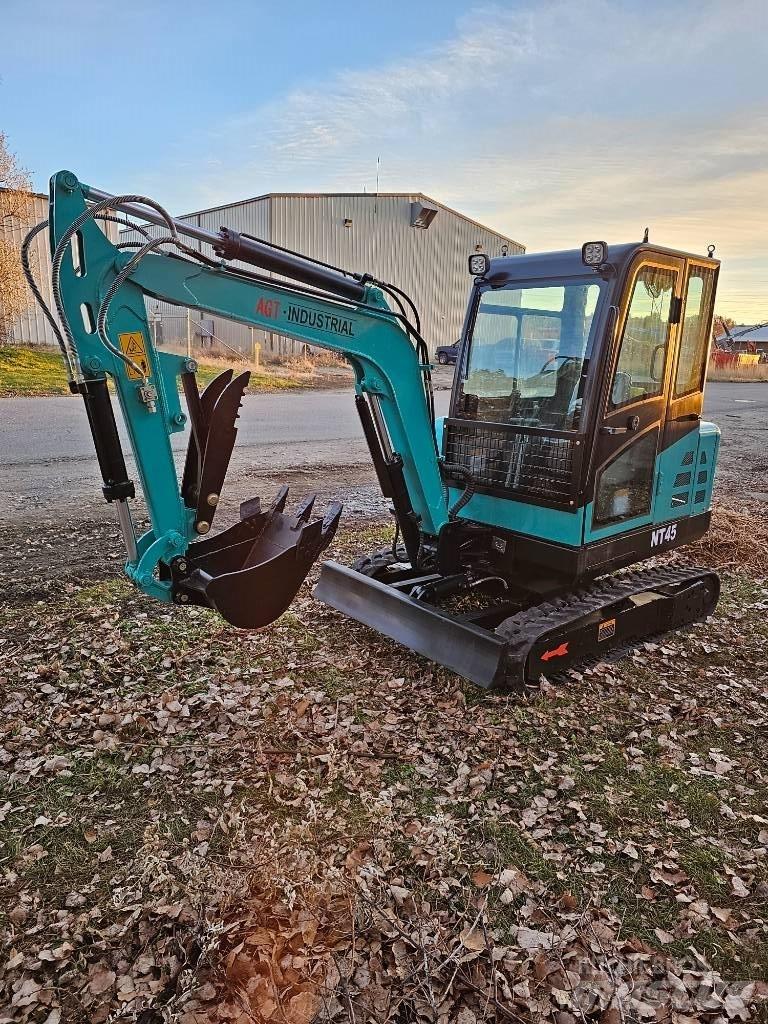 AGT NT45 Mini ekskavatörler, 7 tona dek