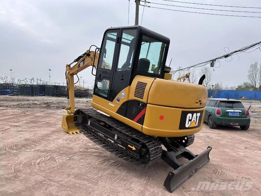 CAT 306D Paletli ekskavatörler