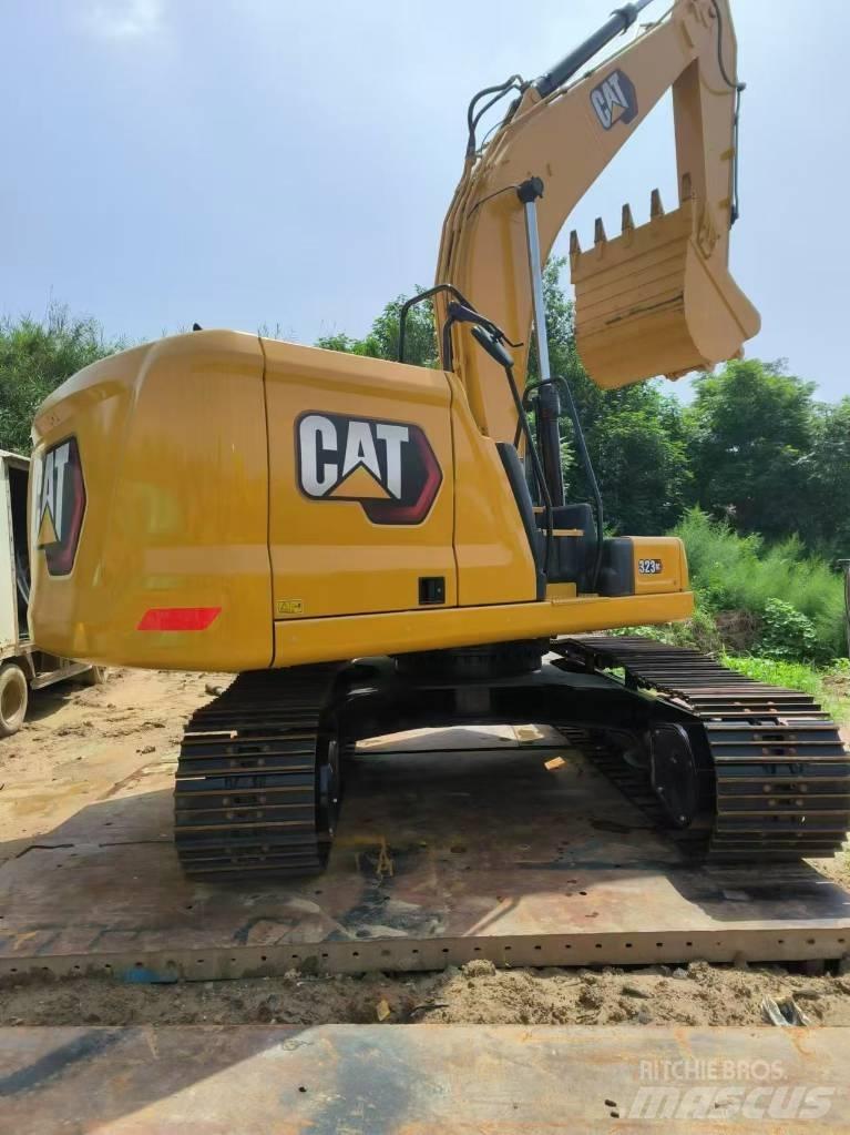 CAT 323 GC Paletli ekskavatörler