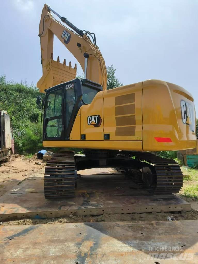CAT 323 GC Paletli ekskavatörler