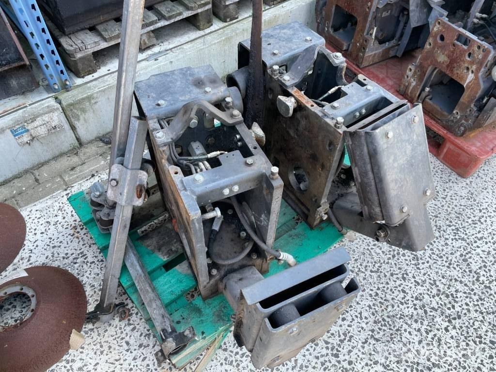 Bomag BF 700 C-2 Asfalt sericiler