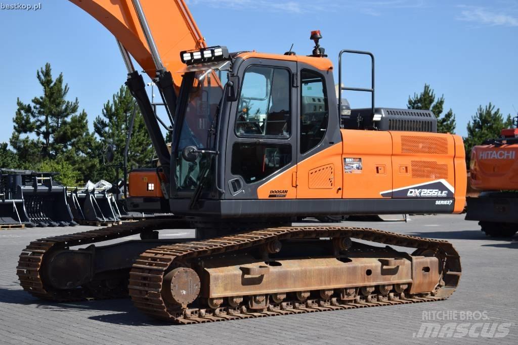 Doosan DX 255 LC-7 Paletli ekskavatörler