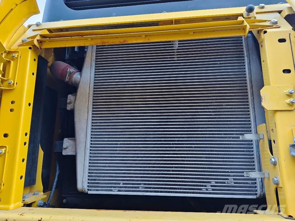 Komatsu PC 400-8 Paletli ekskavatörler