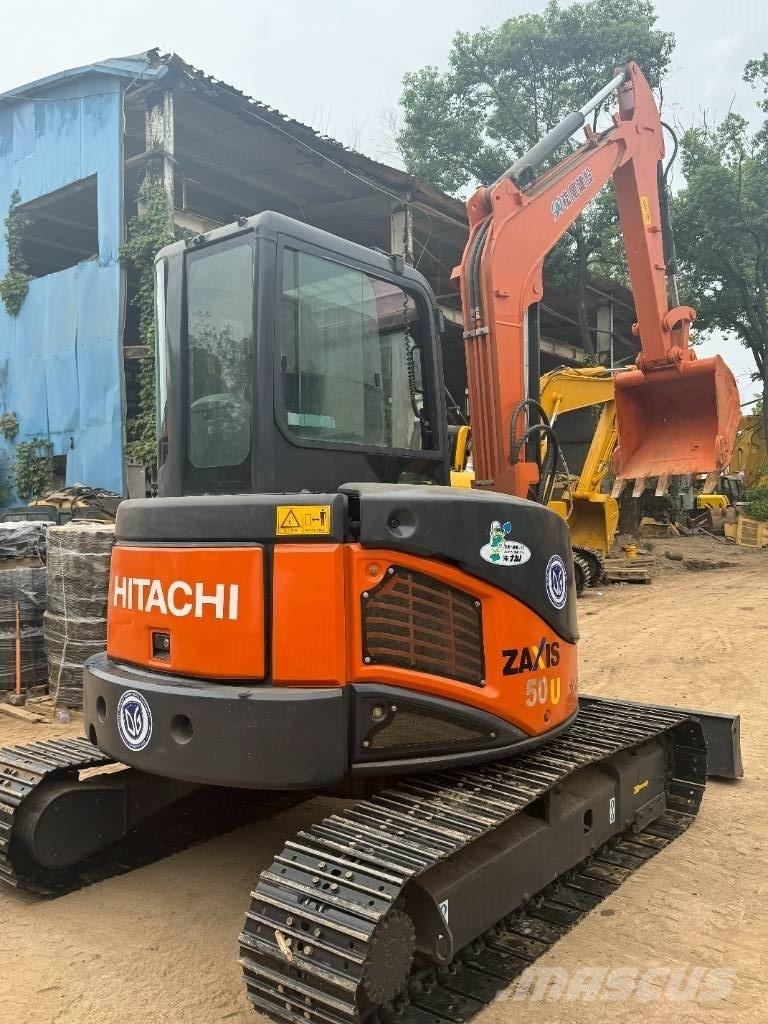 Hitachi ZX 50 U Paletli ekskavatörler