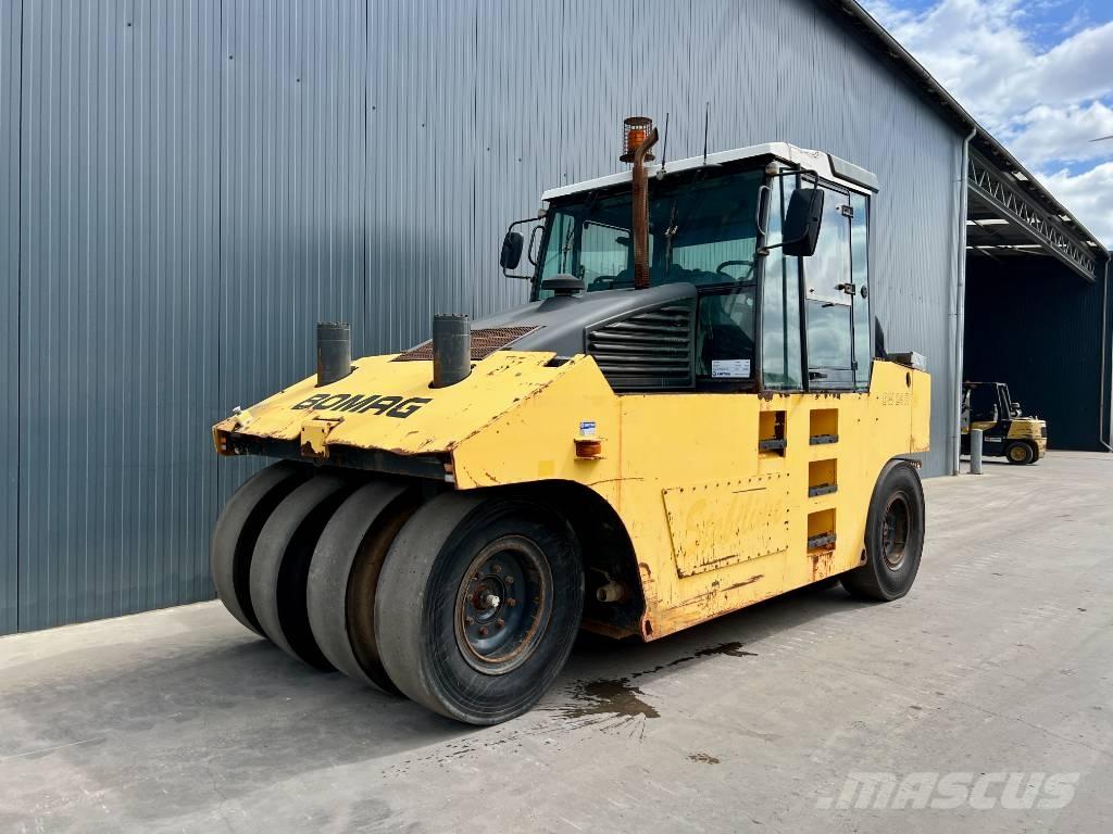 Bomag BW24R Pnömatik lastikli silindirler