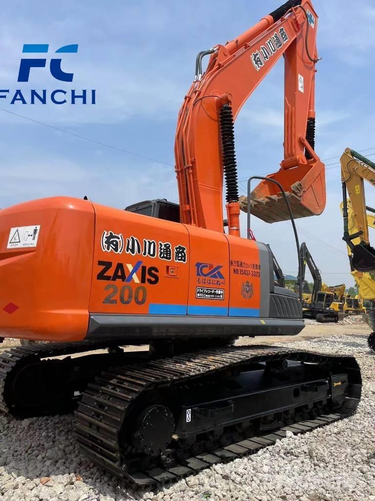 Hitachi ZX 200 Paletli ekskavatörler