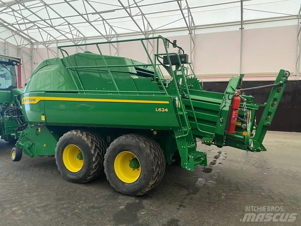 John Deere L624 Küp balya makinalari