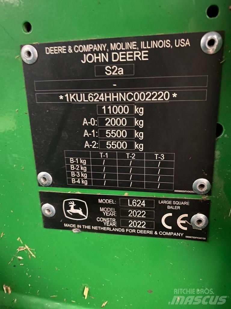 John Deere L624 Küp balya makinalari