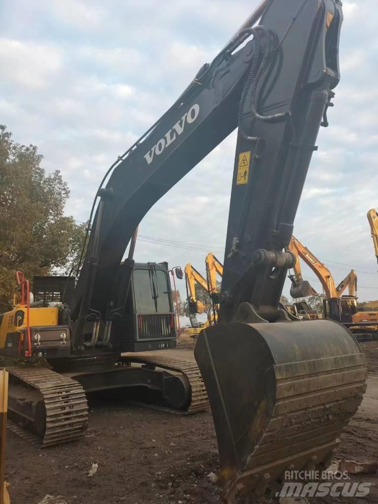 Volvo EC 290 B LC Paletli ekskavatörler