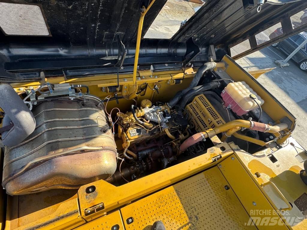 CAT 330FL Paletli ekskavatörler