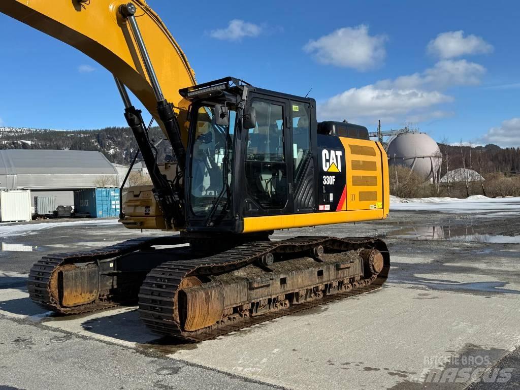 CAT 330FL Paletli ekskavatörler