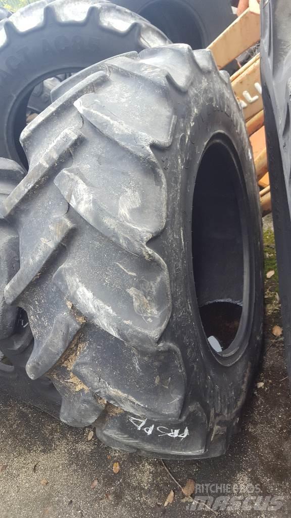  Pneu 13.6R24 Tekerlekler