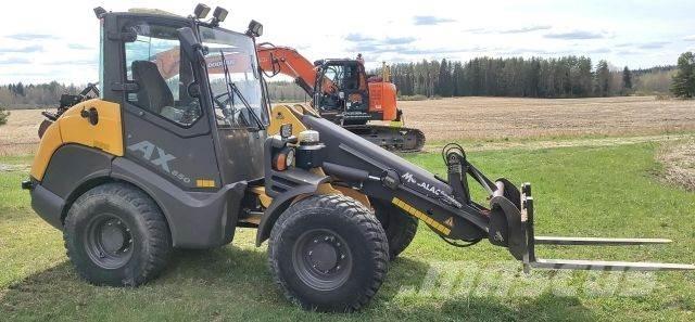 Mecalac AX850 Tekerlekli yükleyiciler