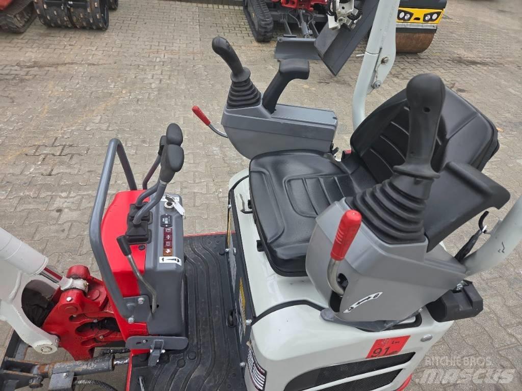 Takeuchi TB 210 R Mini ekskavatörler, 7 tona dek