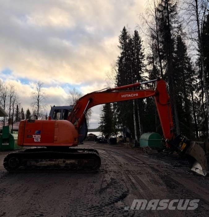 Hitachi EX 135 USR Paletli ekskavatörler