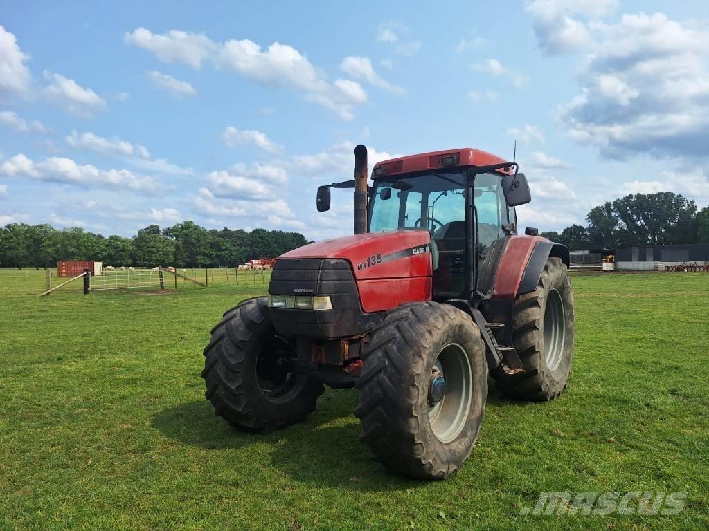 CASE MX135 Traktörler