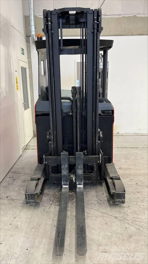 BT RR E 140 H Reach truck - depo içi istif araçları