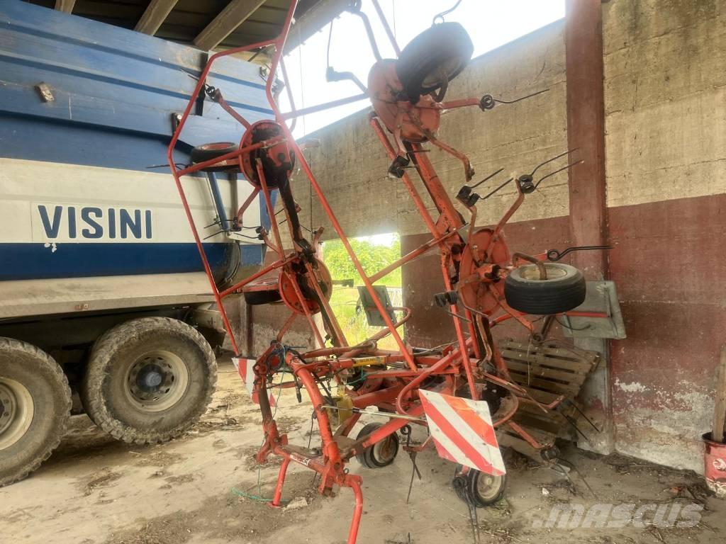 Lely TH 680 Kombine tirmiklar