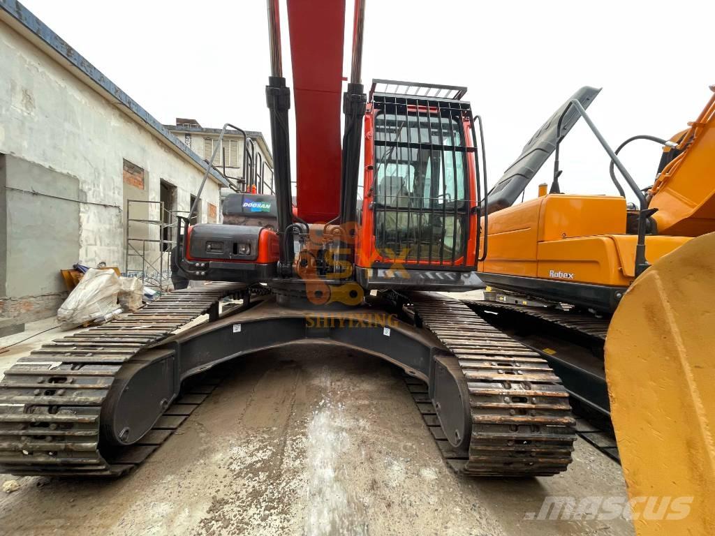Doosan DX 300LC -9 Paletli ekskavatörler