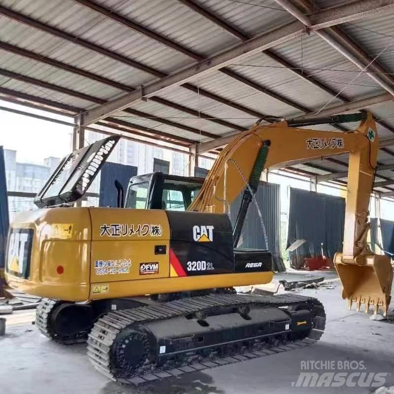 CAT 320 D Paletli ekskavatörler
