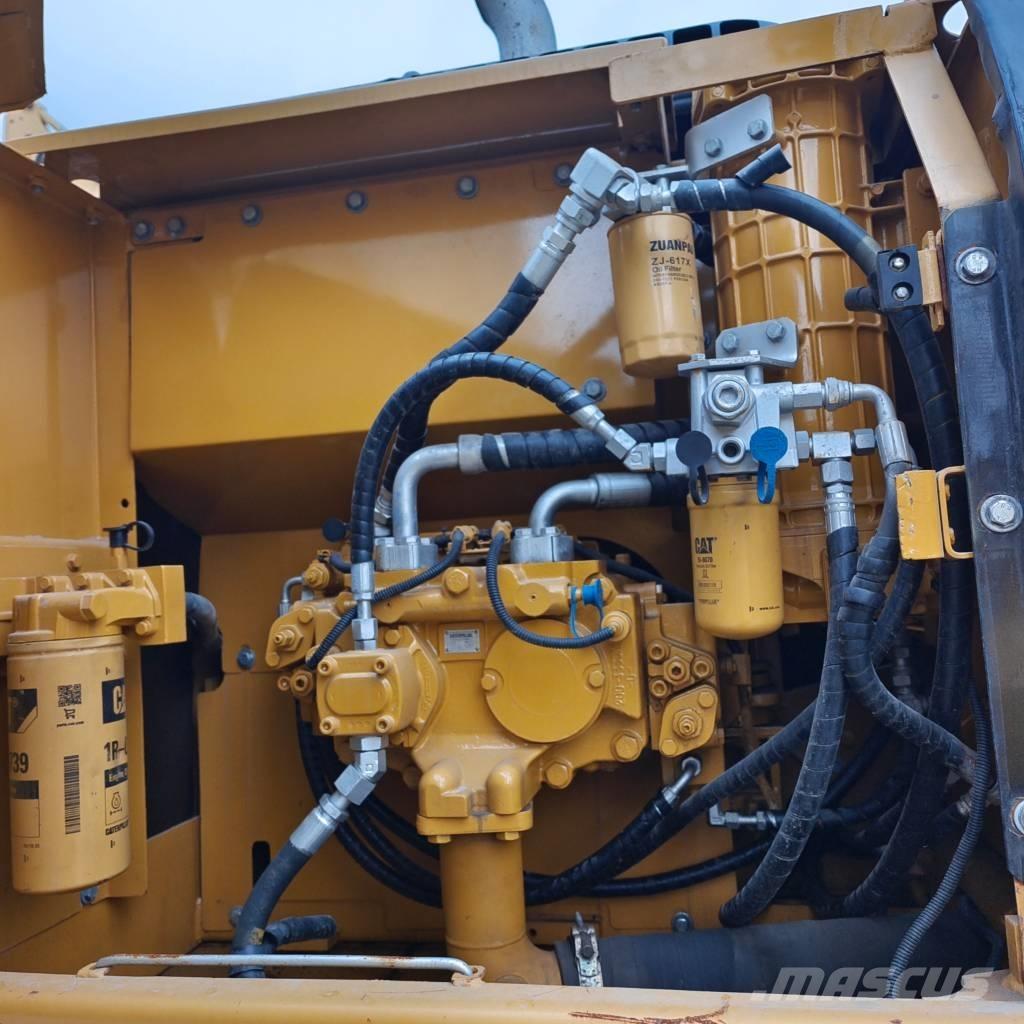 CAT 320 D Paletli ekskavatörler