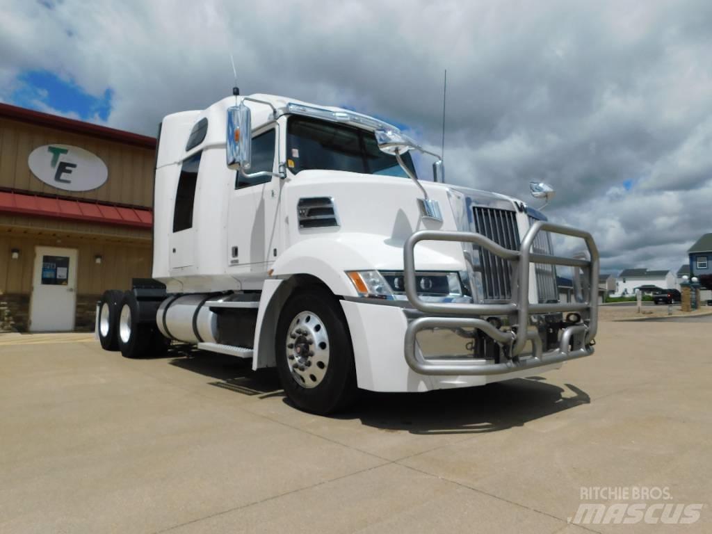 Western Star 5700 XE Çekiciler