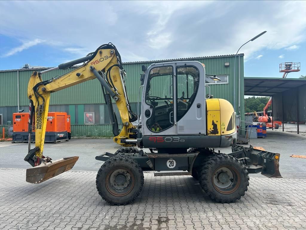 Wacker Neuson 9503 Lastik tekerli ekskavatörler