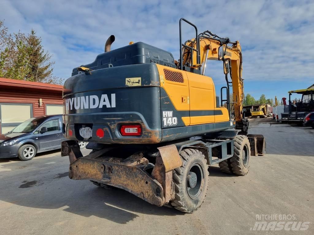 Hyundai HW 140 Lastik tekerli ekskavatörler