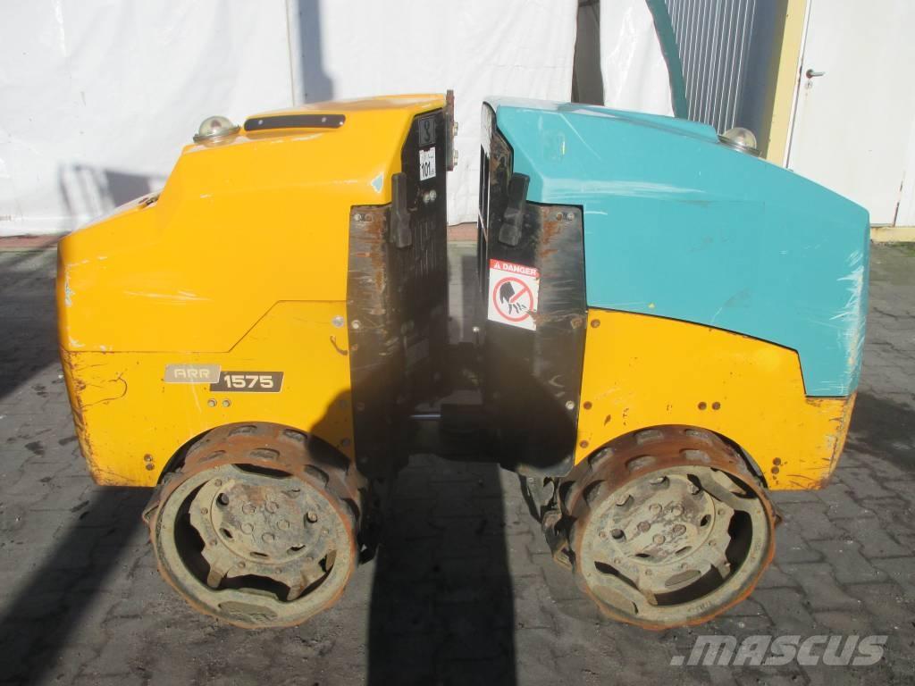 Ammann ARR 1575 Çift tamburlu silindirler