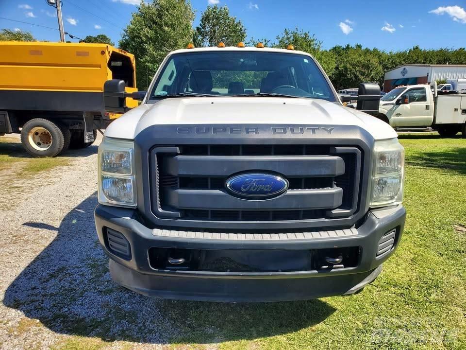 Ford F 350 XL SD Belediye / genel amaçli araçlar