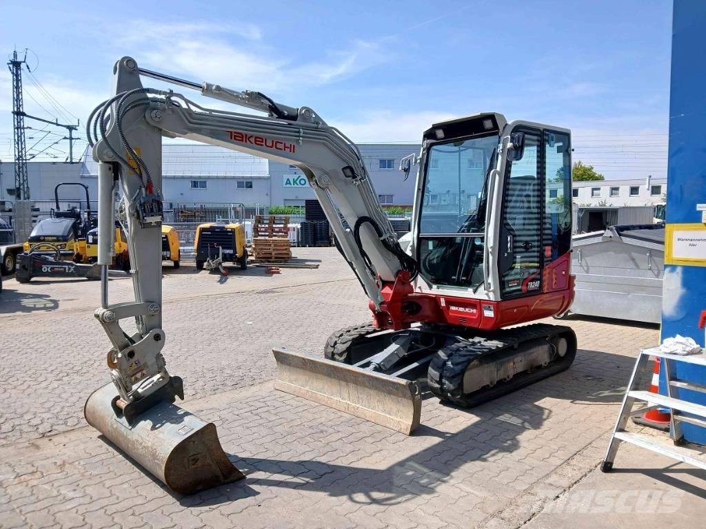 Takeuchi TB 240 DPF Mini ekskavatörler, 7 tona dek