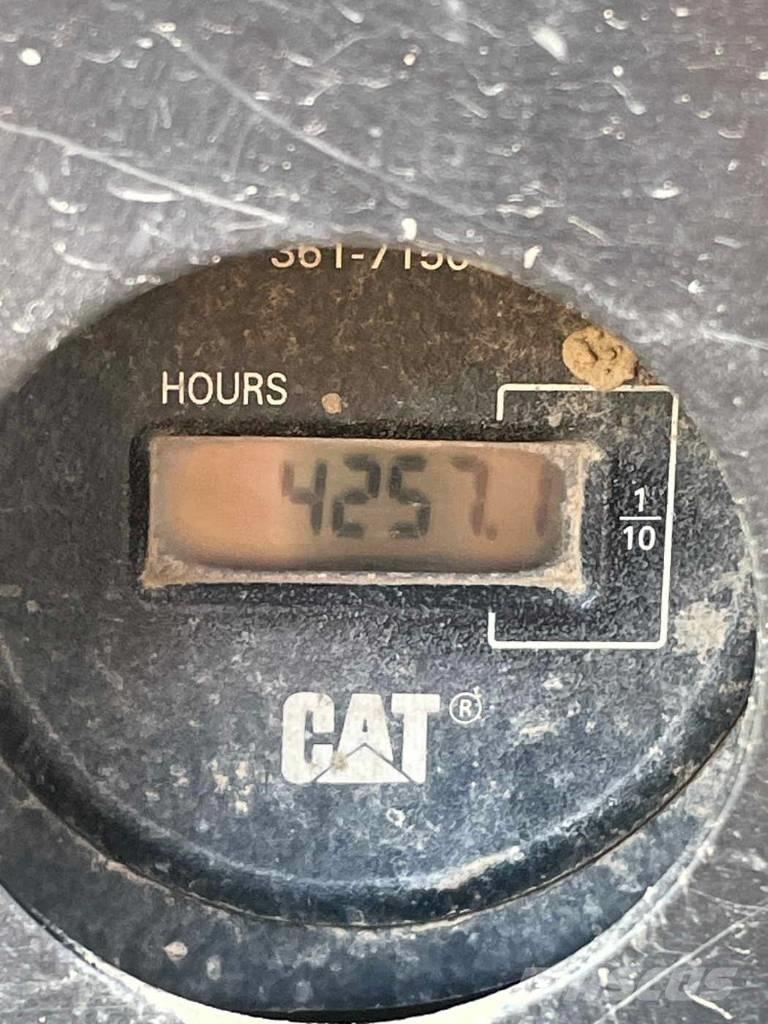 CAT 304 E CR Paletli ekskavatörler