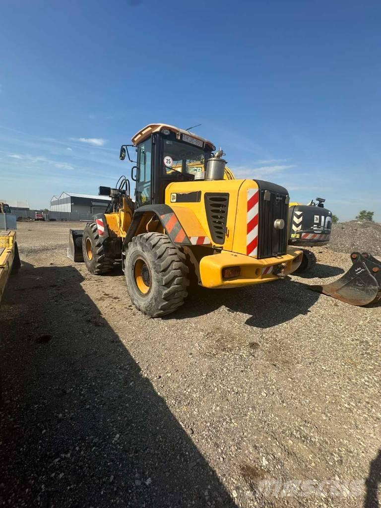JCB 436 HT Tekerlekli yükleyiciler